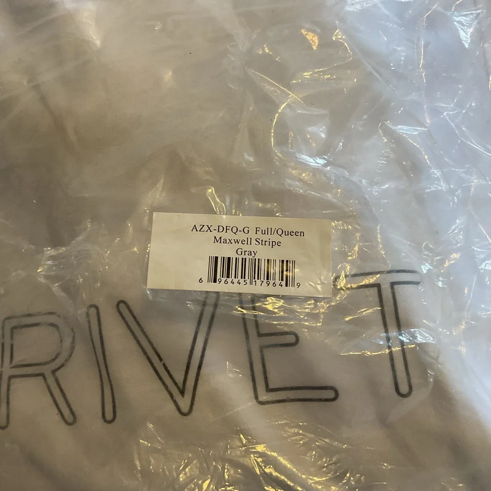 Rivet Maxwell stripe full/queen duvet set❤️❤️❤️❤️